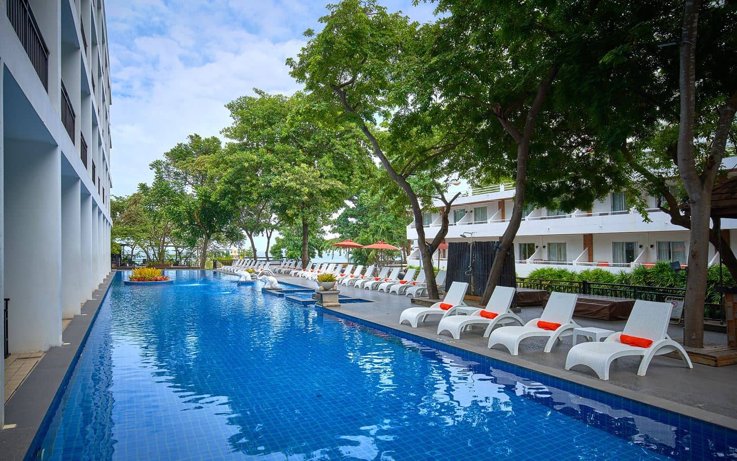 Cosy Beach Hotel
