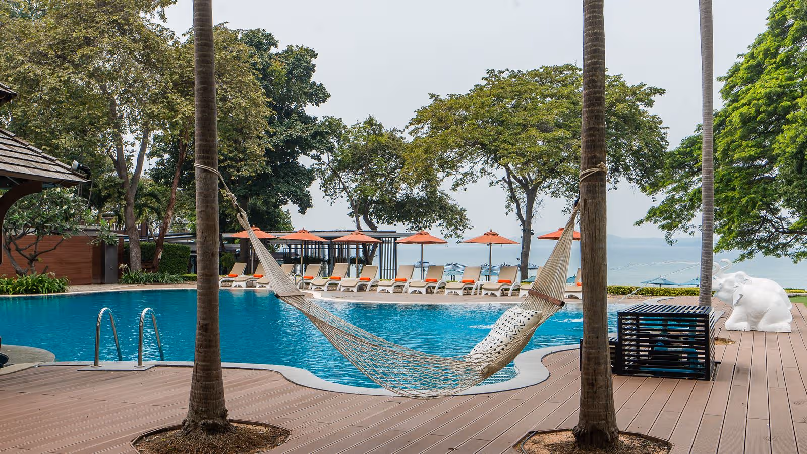 Cosy Beach Hotel