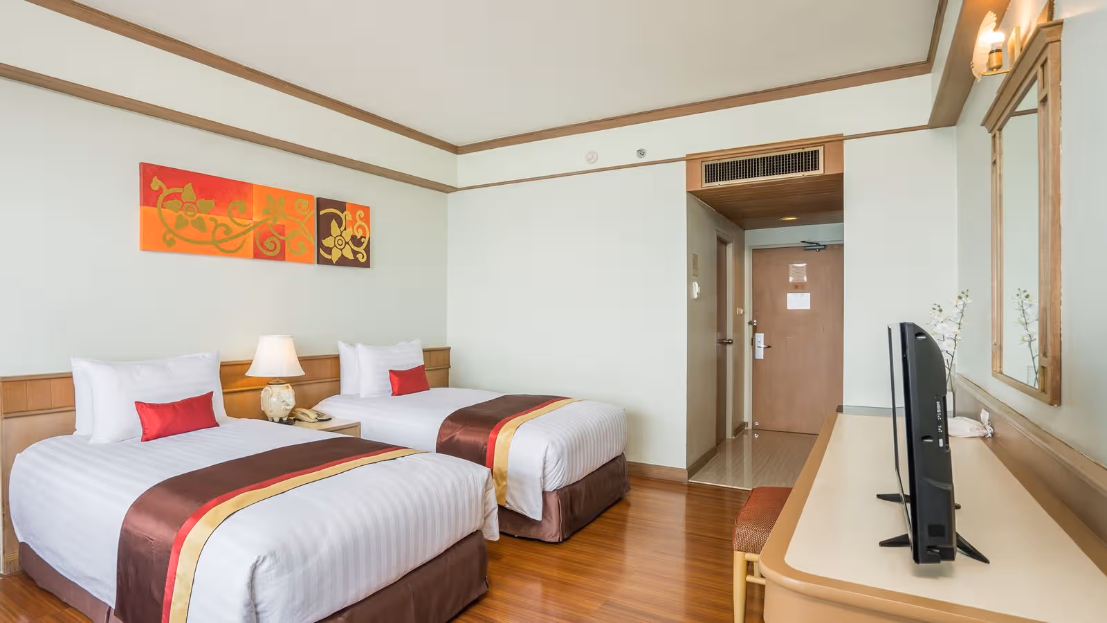Cosy Beach Hotel