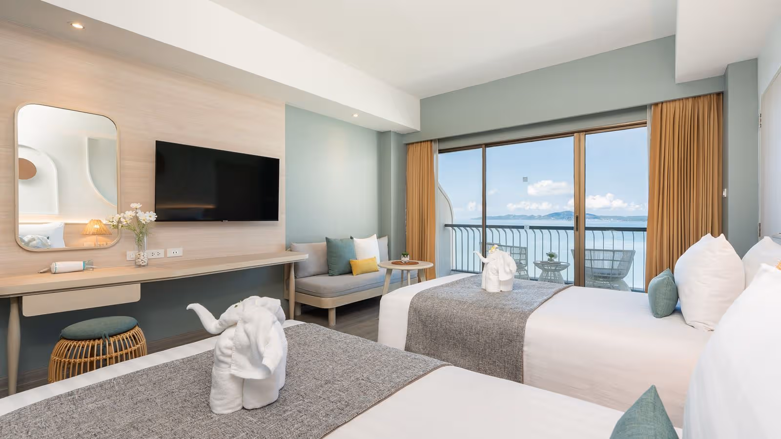 Cosy Beach Hotel