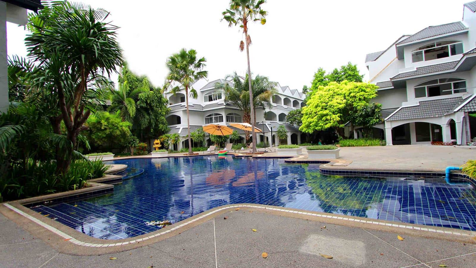Pooh Beach Resort & Spa