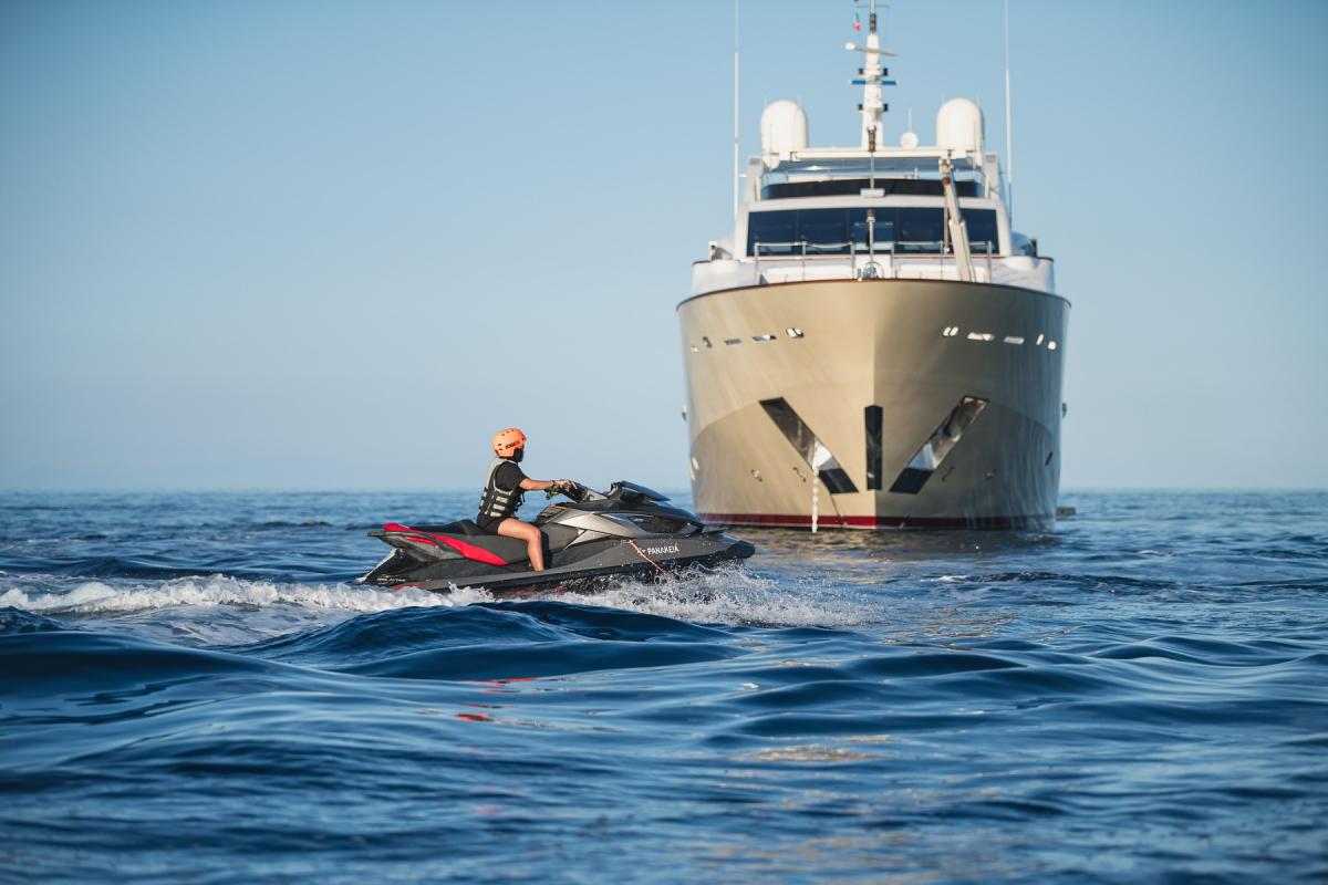Astondoa 150ft