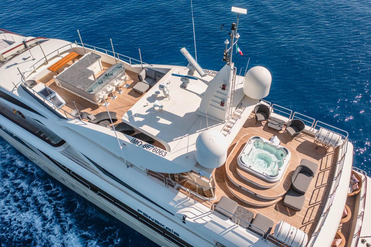 Astondoa 150ft